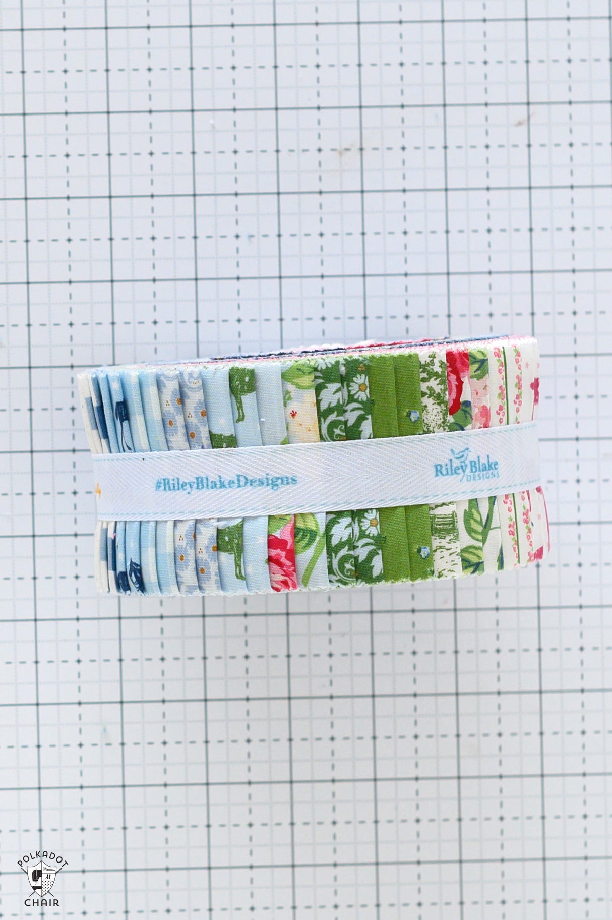 Bluegrass Charm Fabric 2 1/2" Rolie Polie