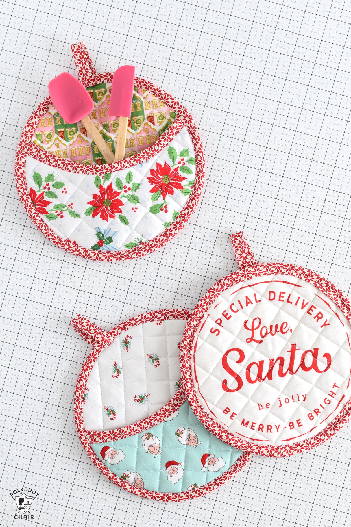Claus and Co Christmas Potholder Kits Includes Fabric & Pattern