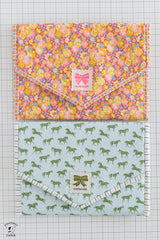 Busy Day Tablet Case Kit: Medium Case Includes Fabric and Pattern