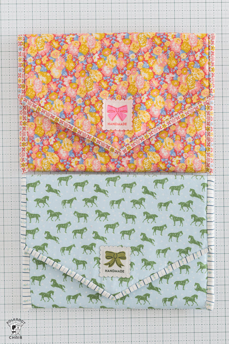 Busy Day Tablet Case Kit: Medium Case Includes Fabric and Pattern