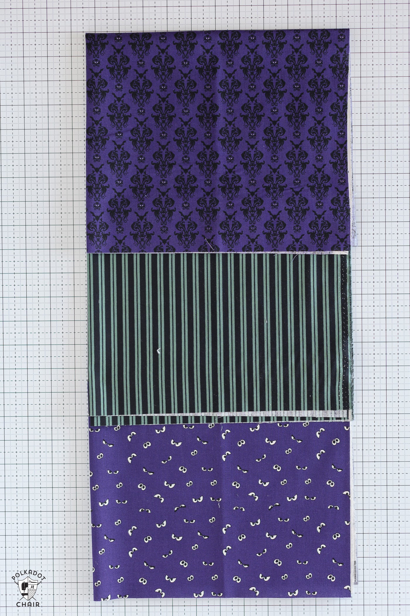 Bitty Bats and Stars Quilted Halloween Table Runner Kit; Fabric & Quilt Pattern
